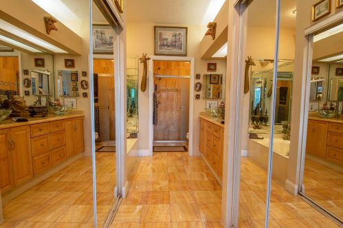 425 Fairway Lndg, Fort Pierce FL 34986-2166 exterior