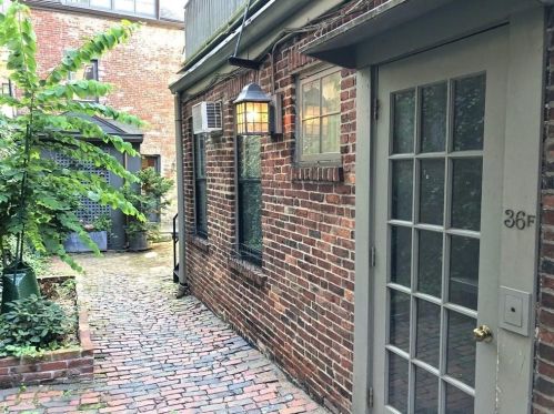 36-C Joy St, Boston, MA 02114-4005