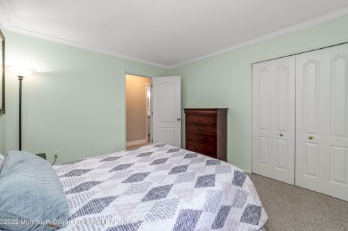 13 Pelican Dr, Berkeley Township NJ 08721-1654 exterior