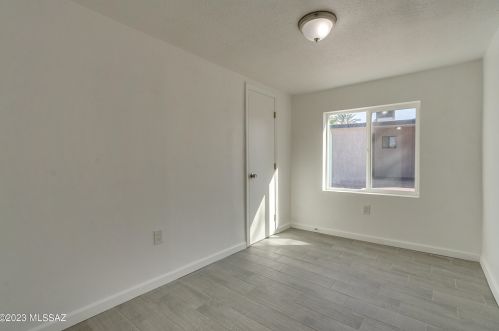 227 24 St, Tucson AZ 85713-1645 exterior