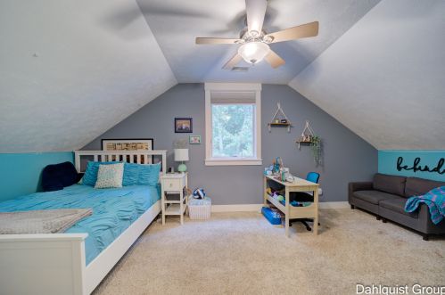 1626 Orshal Rd, Meskegon MI 49445-8804 exterior