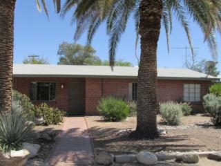 810 Bryant Ave, Tucson, AZ 85711-1047