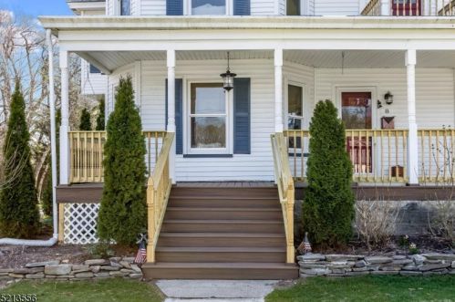 8 Franklin St, Fredon NJ 07860-1604 exterior