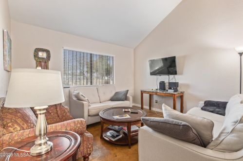 520 Balboa Dr, Tucson AZ  85705-4286 exterior