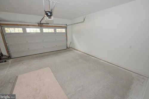 323 Abbey Rd, Berwyn PA 19312-1830 exterior