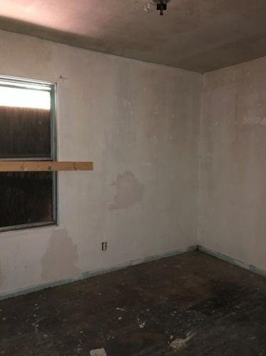 831 Mercury Dr, Atlanta GA 30331-0033 exterior