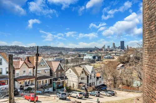 3204 Juliet St, Pittsburgh, PA 15213-4420