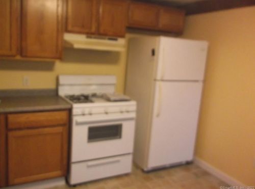 80 Furnace St, Killingly CT exterior