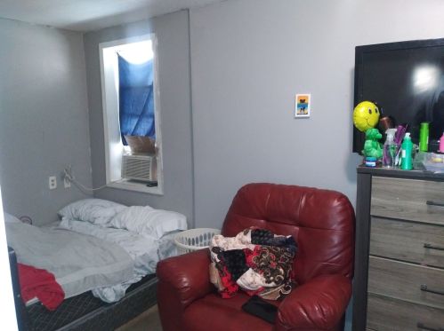 5118 Rockwell St, Chicago IL 60632-1545 exterior