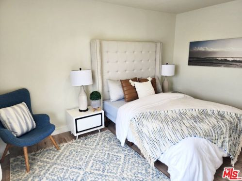 4555 Falkirk Bay, Oxnard CA 93035-3743 exterior