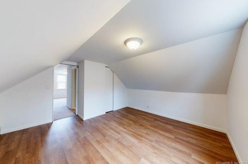 33 Palmer St, Killingly CT 06239-2732 exterior