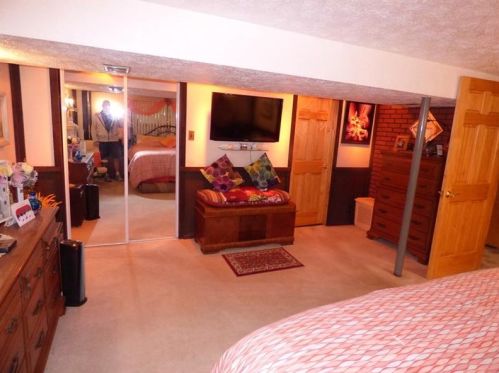 1650 Arnold St, Pittsburgh PA 15205-3503 exterior