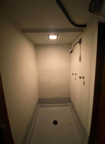 2835 37, Milwaukee WI 53215-3512 exterior