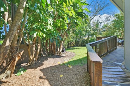 423 3 St, Boca Raton FL 33486-4554 exterior