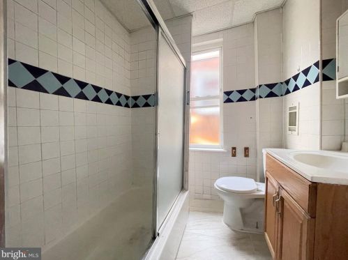 2632 Marshall St, Philadelphia PA 19148-4611 exterior