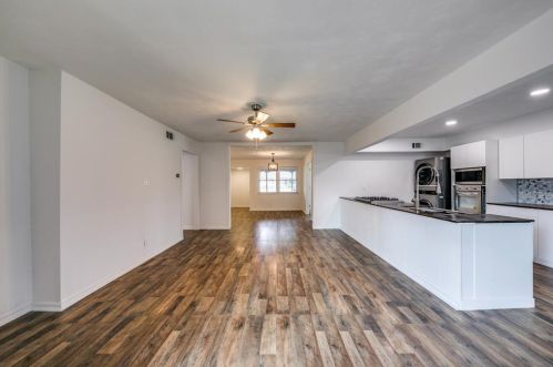 9930 Cloister Dr, Dallas TX 75228-3617 exterior