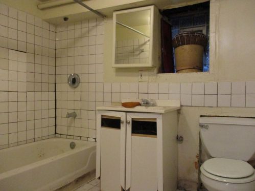 6623 Woodlawn, Chicago IL 60619-7924 exterior