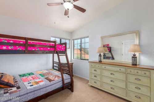 1080 Eagle Lndg Pl, Tucson AZ 85737-9230 exterior