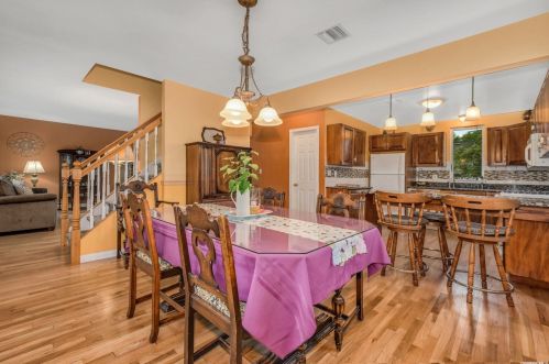 25 Dawson St, Huntington Station NY 11746-4021 exterior