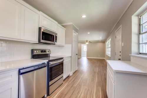 2619 Fenwick Dr, Dallas, TX 75228-2650