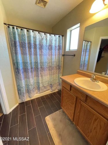 2153 Calle Sierra Del Manantial, Tucson AZ 85706-5051 exterior