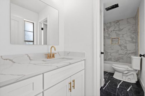 9117 Brimstone Ln, Austin TX 78717-3020 exterior