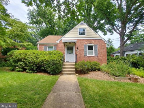 7301 Trescott Ave, Silver Spring, MD 20912-6442