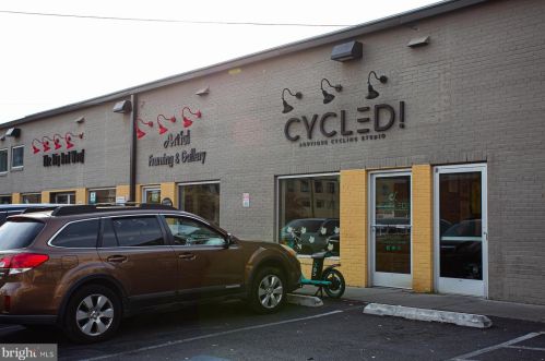 106 Geneva Ave, Silver Spring MD  20910-5105 exterior