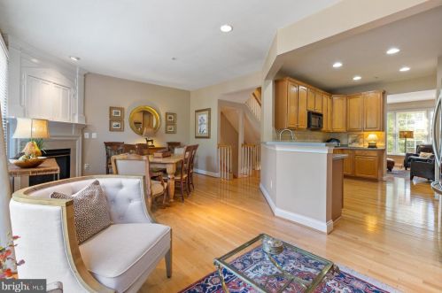 393 Cameron Sta Blvd, Alexandria VA 22304-8681 exterior