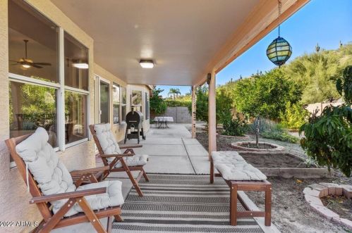 1620 Acoma Dr, Phoenix AZ 85032-5226 exterior