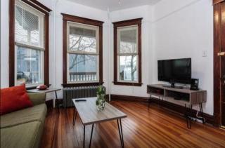 4115 Ridgeway Ave, Chicago IL  60618-2119 exterior