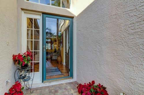 10207 Oasis Palm Dr, Tampa FL 33615-2782 exterior