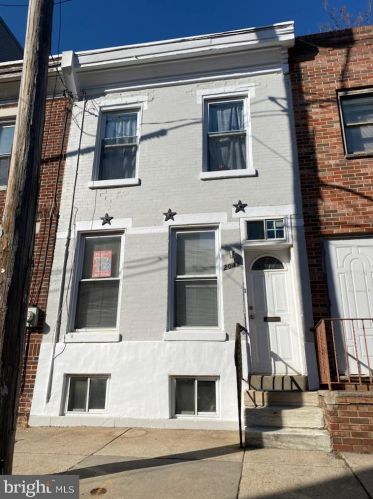 2041 Manton St, Philadelphia PA  19146-4327 exterior
