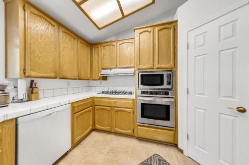 114 Framingham Way, Folsom CA  95630-5540 exterior