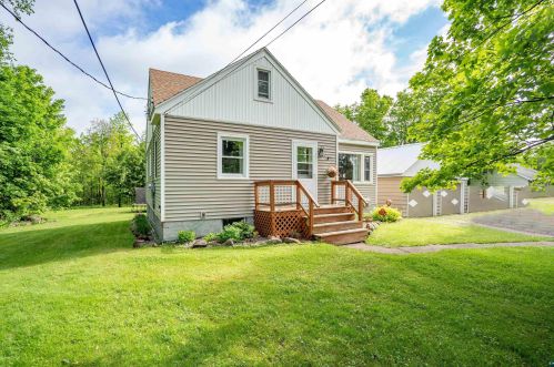 3927 Martin Rd, Duluth MN 55803-1330 exterior