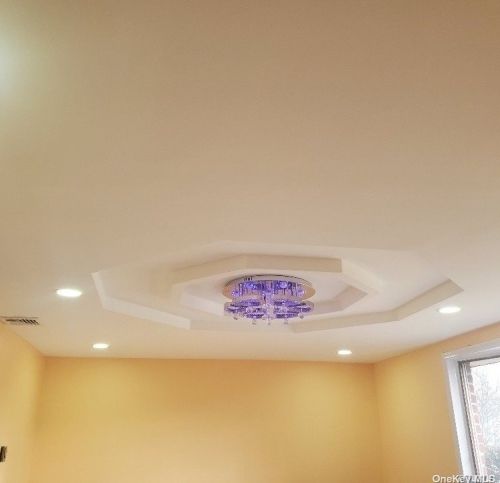 90 Birch Ln, Valley Stream NY 11581-2633 exterior