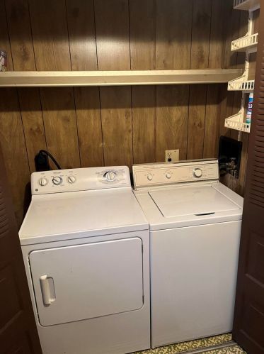 1120 37th St, Allegan MI 49010-8308 exterior