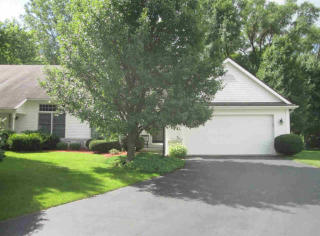 6874 Pheasant View Dr, Temperance, MI 48182-2324