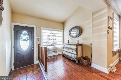 742 Johnston St, Philadelphia PA 19148-4943 exterior