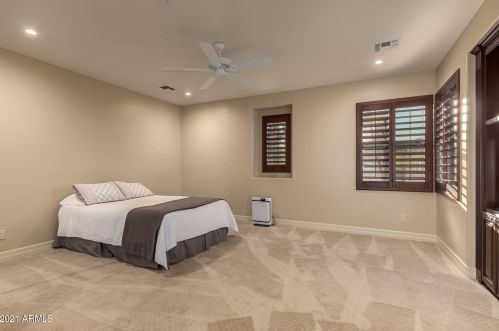 25401 45th Dr, Phoenix AZ  85083-2243 exterior