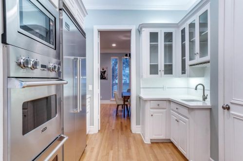 17916 Castle Bnd Dr, Dallas TX 75287-6800 exterior