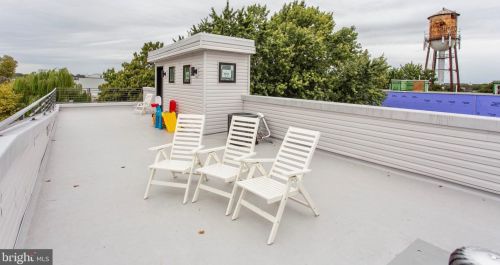 1500 26 St, Philadelphia PA 19121-4602 exterior