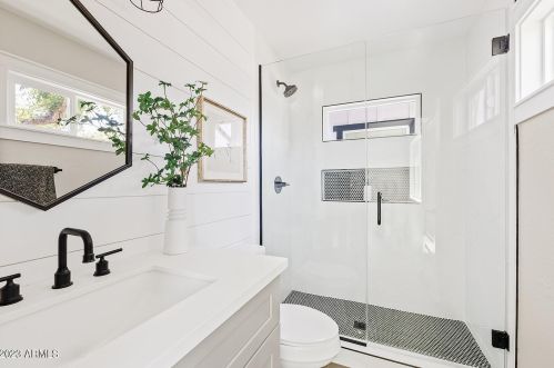 4225 34th Pl, Phoenix AZ  85018-4737 exterior