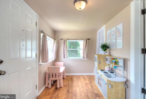 213 5 Ave, Runnemede NJ 08078-1308 exterior