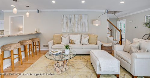 50 Farm Rd, Middletown NJ 07748-3703 exterior