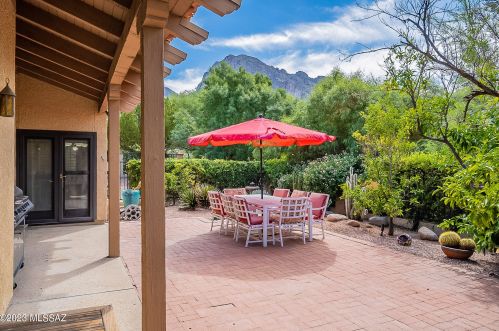 1024 Camino Diestro, Tucson AZ 85704-7694 exterior