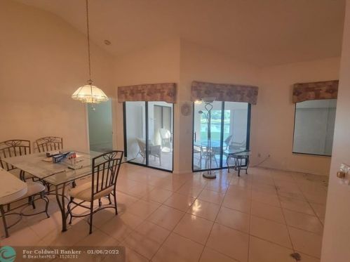 8302 Mooring Cir, Boynton Beach FL 33472-2308 exterior