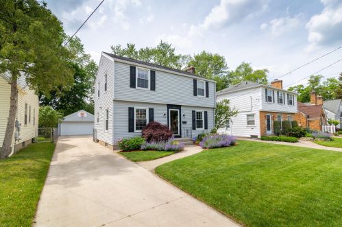 636 Hoyt St, Grand Rapids, MI 49507-3214