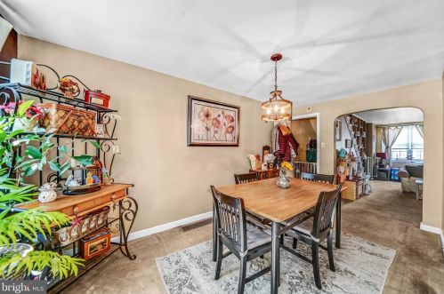 652 Ashland Ave, Manor PA 19036-1739 exterior