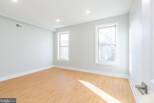 1720 22nd St, Philadelphia PA 19145-1943 exterior